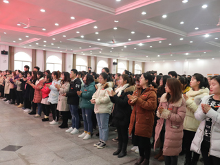 best365官方网站举办第六十三期学生入党积极分子培训班结业典礼