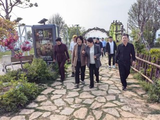 学校与烈山区、东至县乡村振兴投资控股集团共同考察天文科普基地建设
